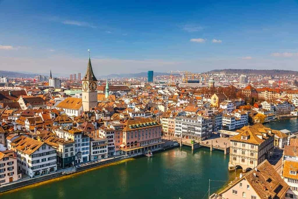 Negara Swiss Menjadi Pusat Keuangan dan Inovasi Global
