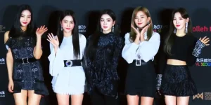 Red Velvet Saat Penghargaan Korea Popular Music Awards