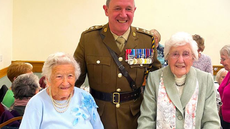 Veteran Bletchley Park Rayakan Ulang Tahun Ke-100 Warisan yang Tak Terlupakan