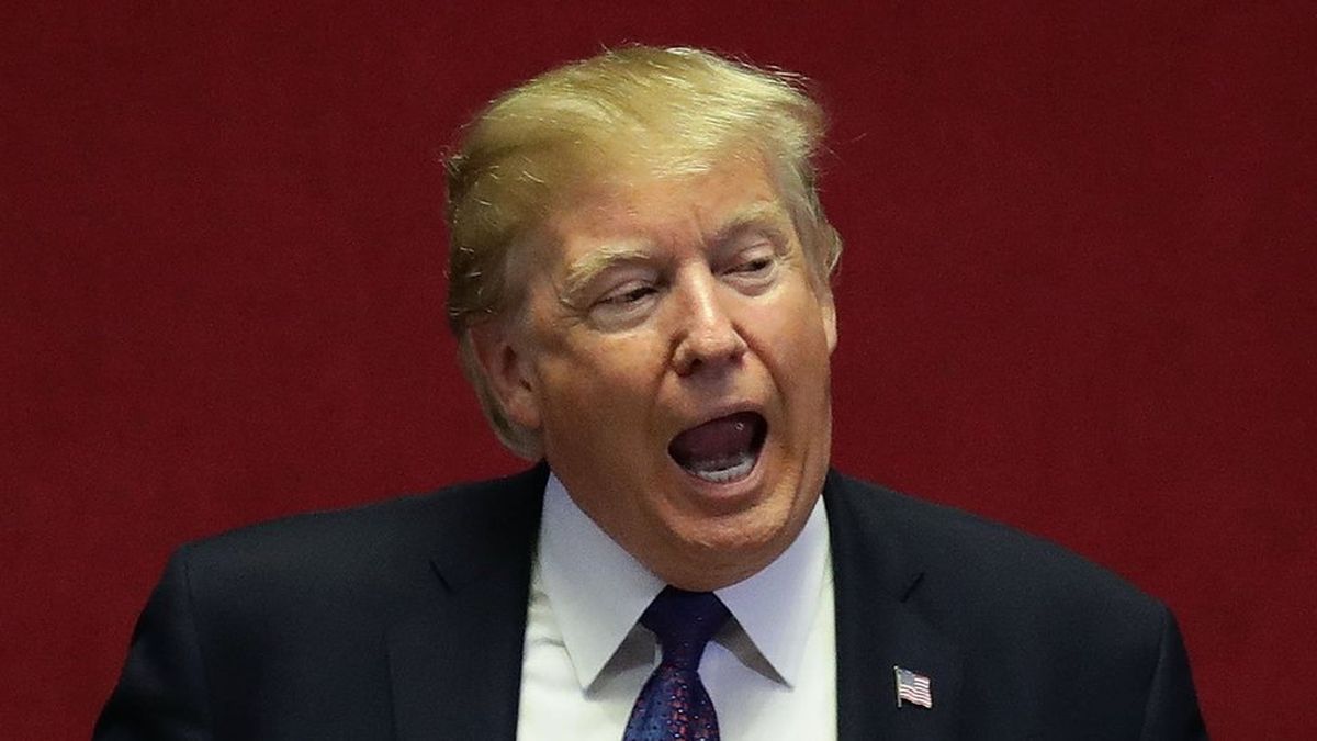 Trump Teken Memorandum Menargetkan 'Terorisme Domestik' di Tengah Kekhawatiran Penindasan